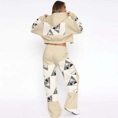 Ptahra Women’s Beige/Black Triangular Design Tracksuit With Fleece