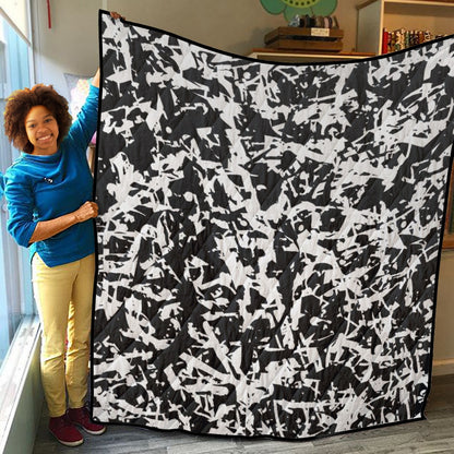 Ptahra B Black/White Pattern Lightweight & Breathable Quilt With Edge-wrapping Strips