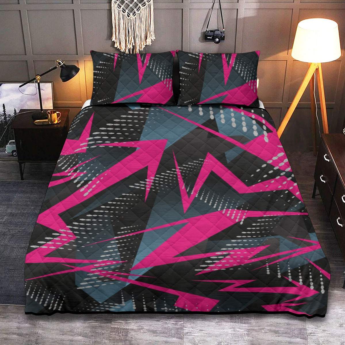 Ptahra B Pink Lighting Bolt with Black Quilt & Pillow Cases With  Edge-wrapping Strips