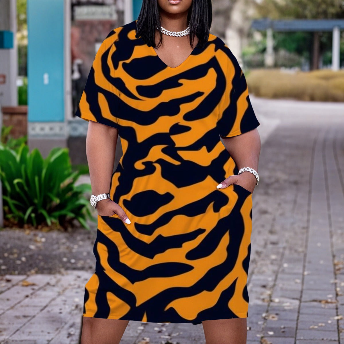 Ptahra B Women's V Neck Short Sleeve Dress/Plus Size