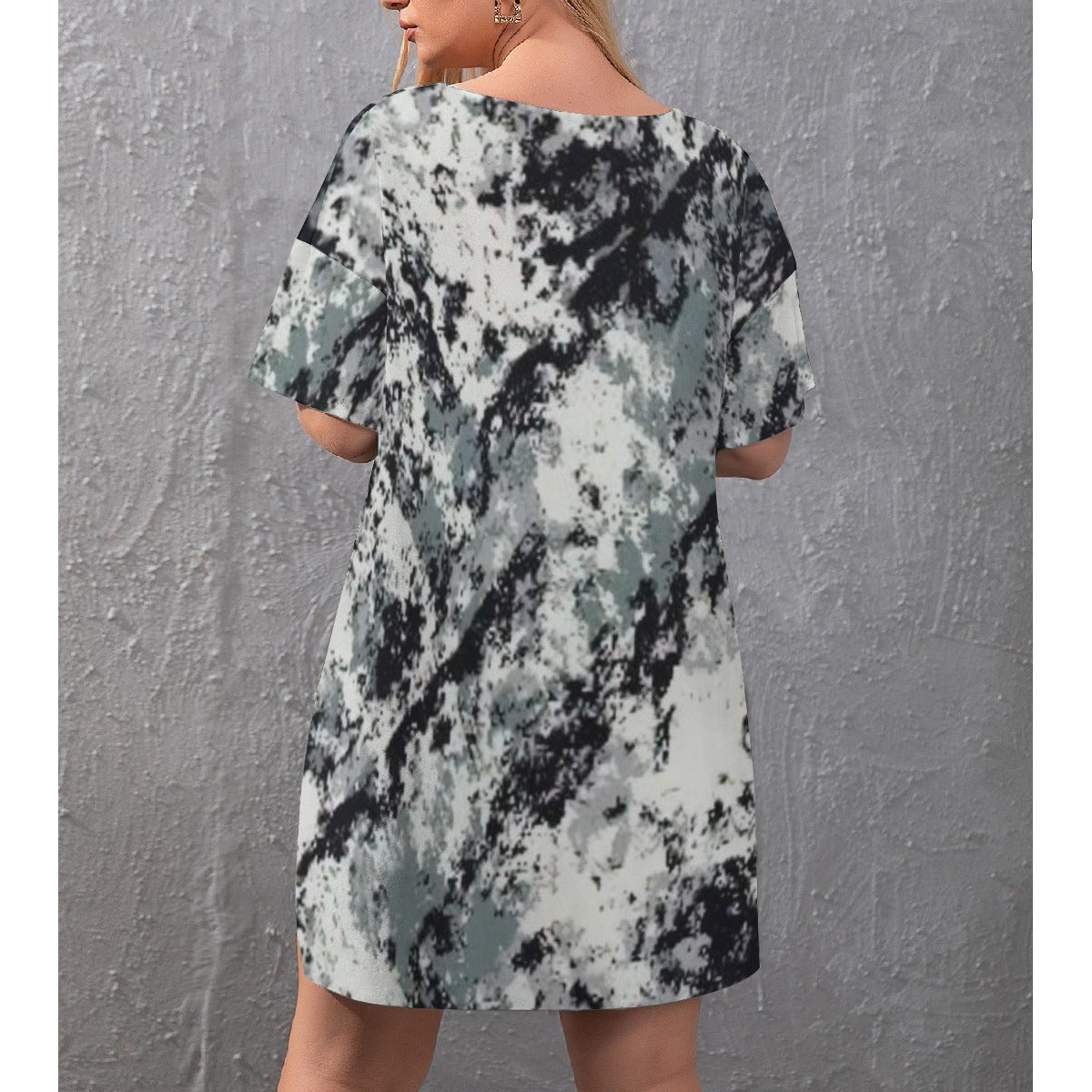 Ptahra B Women's Black Grey Tye-Dye Style Drop-Shoulder T-Shirt with Side Split and Shorts