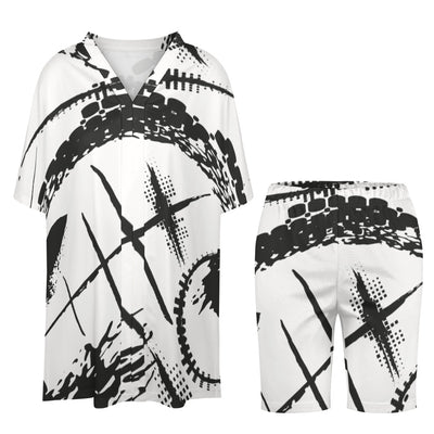 Women's Graphic on Whtie V-Neck Bat Sleeve Two Piece Set
